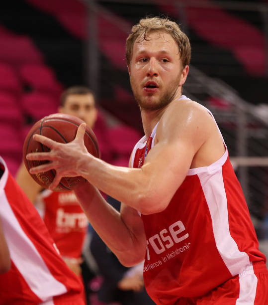 牌影响力上 牌影响力上